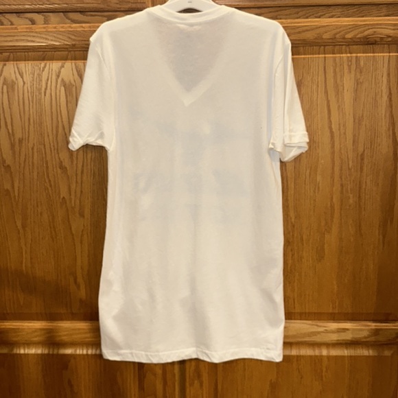 Mizuno White Softball, v-neck, t-shirt, 100%cotton with blue lettering - Picture 2 of 4